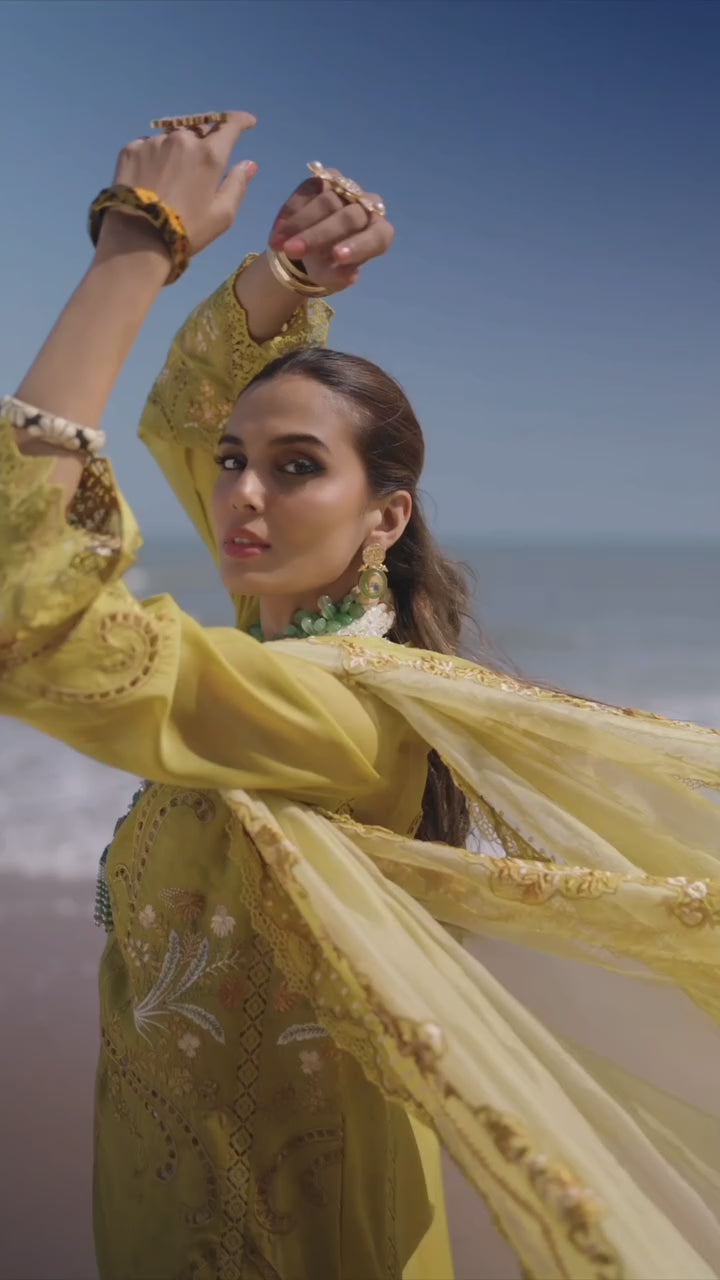 Presenting Saira Shakira Lawn Collection   PURE EGYPTION LAWN 80/80 100 percent❤️  EID COLLECTION 2k26